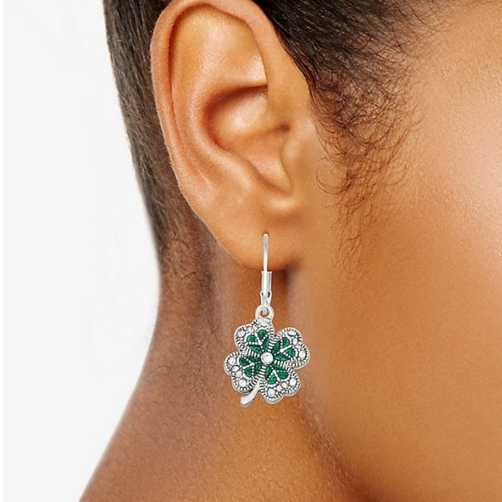 Napier Silver Tone Lucky Shamrock Drop Earrings Leverback NWT - Picture 2 of 3